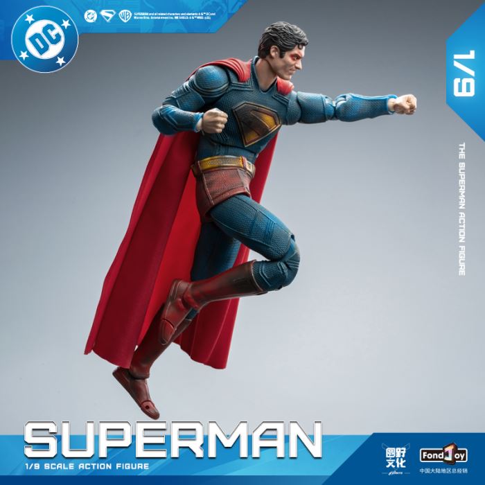 Battle-Damaged New Superman 1/9