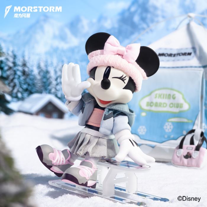 Ski Club Mickey / Minnie / Goofy / Daisy / Donald Duck