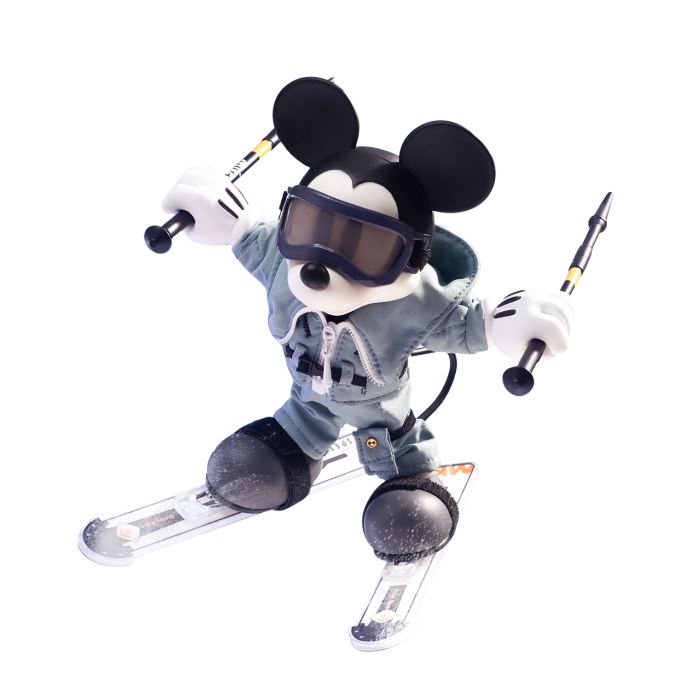 Ski Club Mickey / Minnie / Goofy / Daisy / Donald Duck