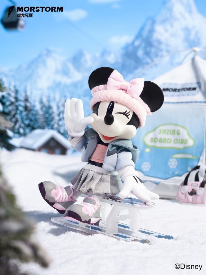 Ski Club Mickey / Minnie / Goofy / Daisy / Donald Duck
