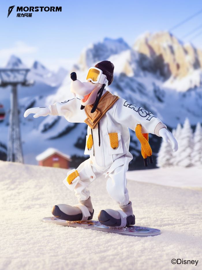 Ski Club Mickey / Minnie / Goofy / Daisy / Donald Duck