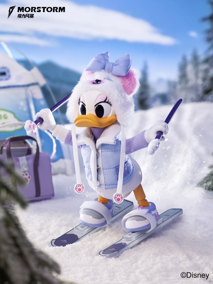 Ski Club Mickey / Minnie / Goofy / Daisy / Donald Duck