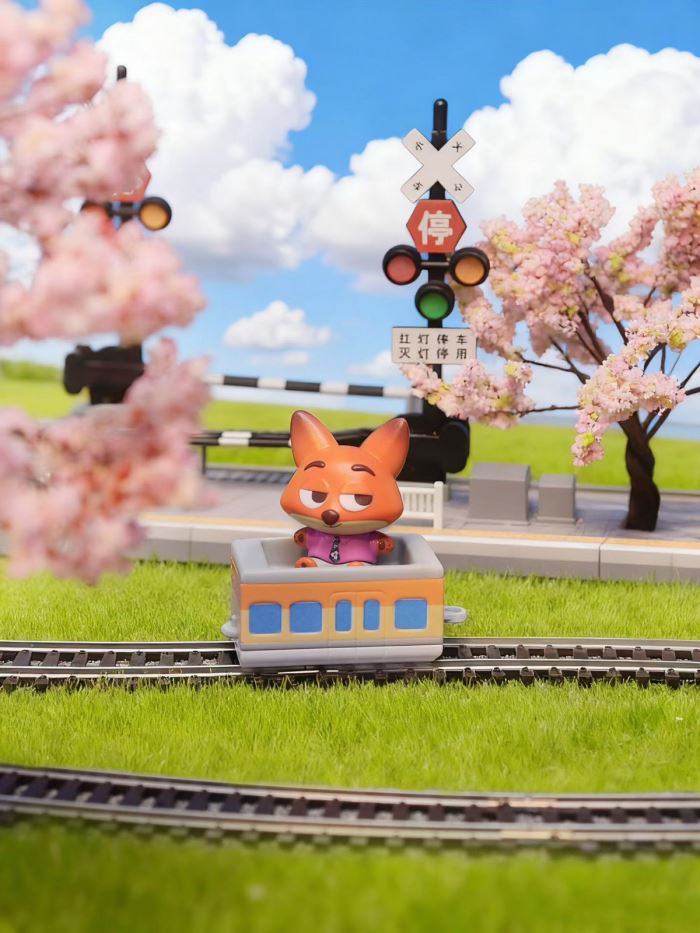 Zootopia 2 - Train Parade