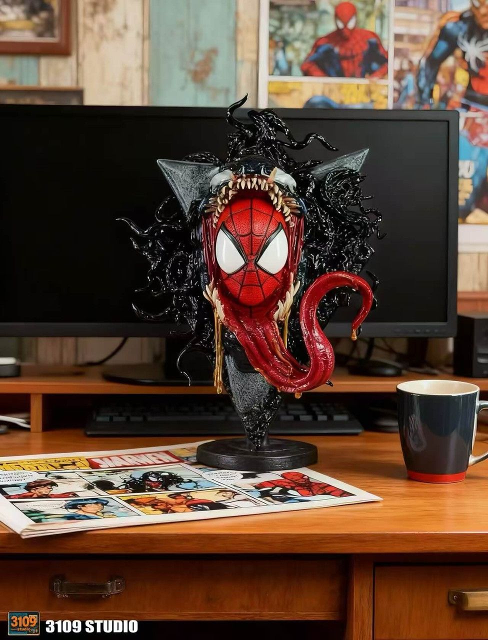 Spider Man Venom Wall Hanging