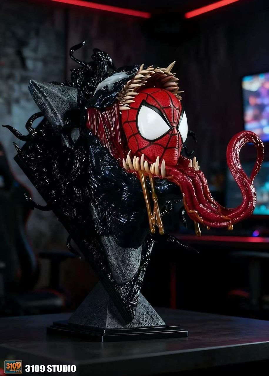 Spider Man Venom Wall Hanging