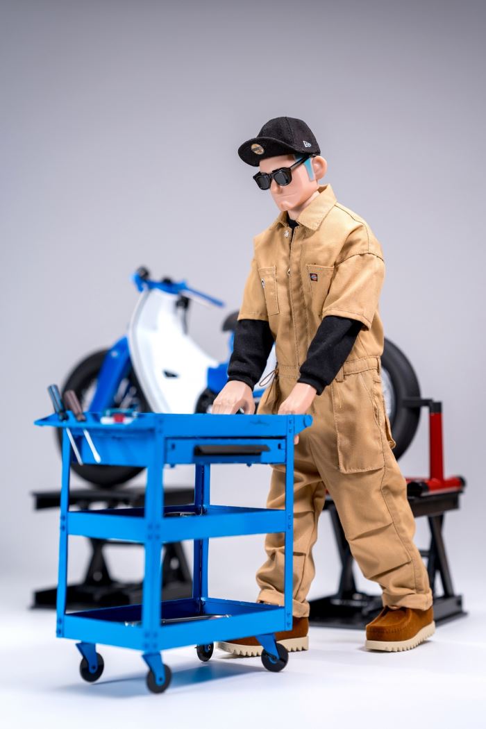 Fashionable doll set TRC mechanical