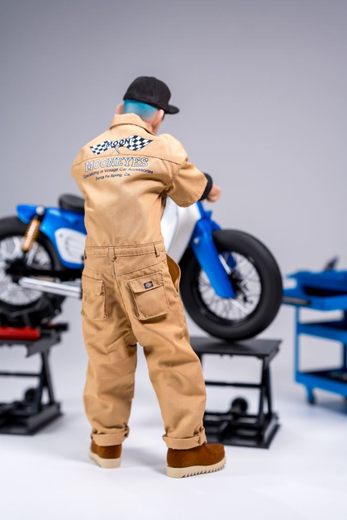 Fashionable doll set TRC mechanical