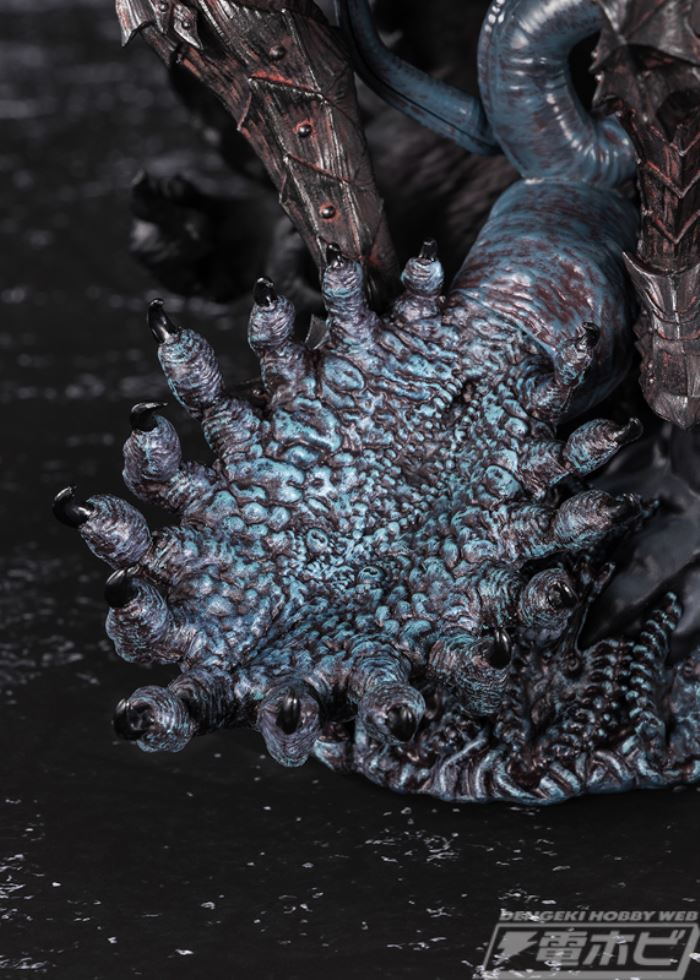 Figuarts Zero Touche Metallique Guts (Berserker Armor)