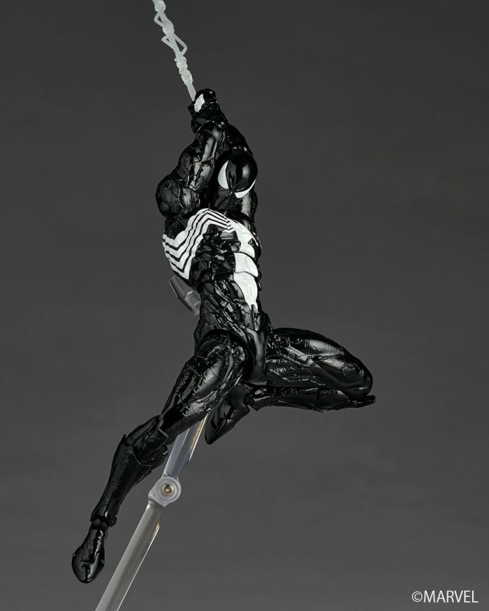 Revoltech Amazing Yamaguchi Symbiote Spider-Man