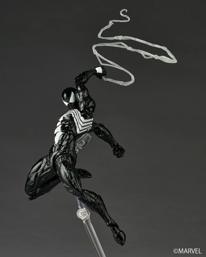 Revoltech Amazing Yamaguchi Symbiote Spider-Man