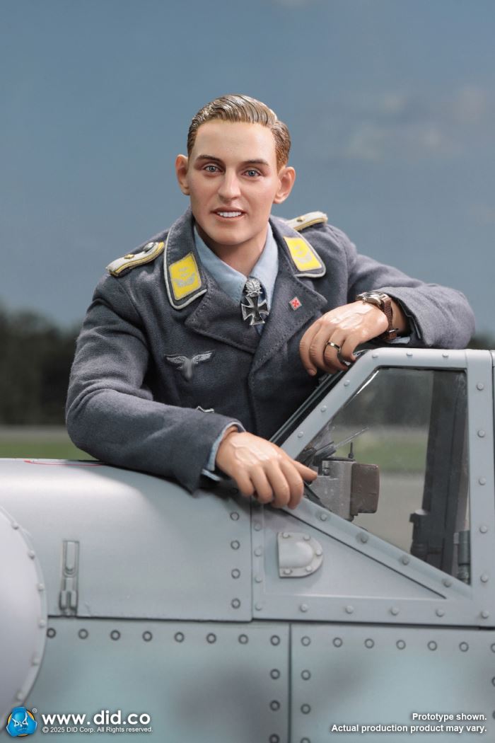 WWII German Ace Pilot Erich Hartmann 1/6