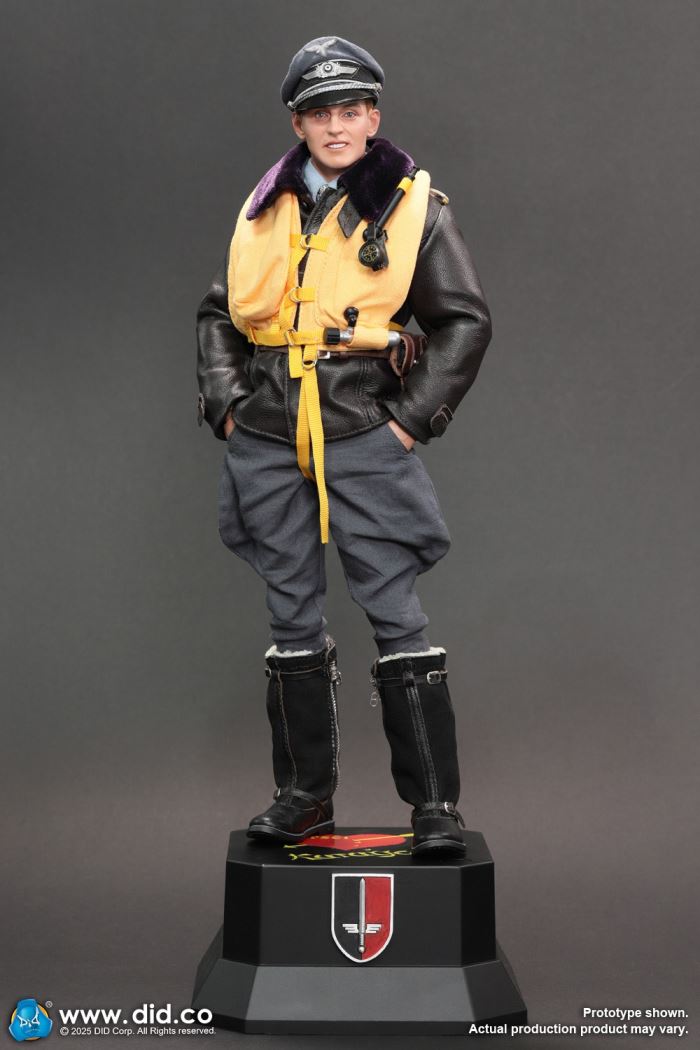 WWII German Ace Pilot Erich Hartmann 1/6