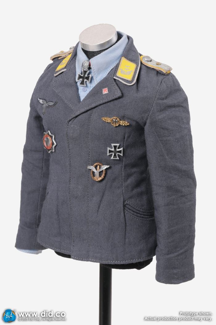 WWII German Ace Pilot Erich Hartmann 1/6