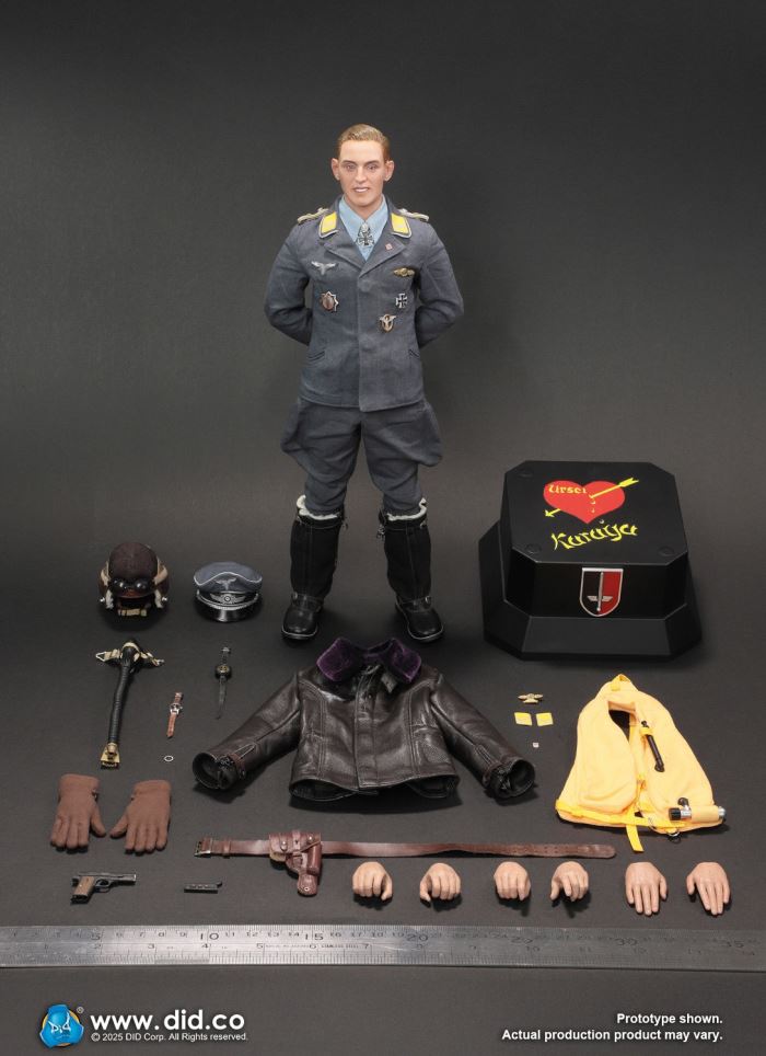 WWII German Ace Pilot Erich Hartmann 1/6