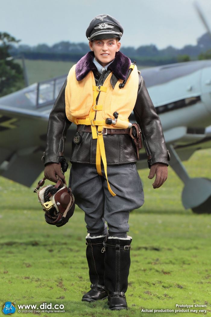 WWII German Ace Pilot Erich Hartmann 1/6
