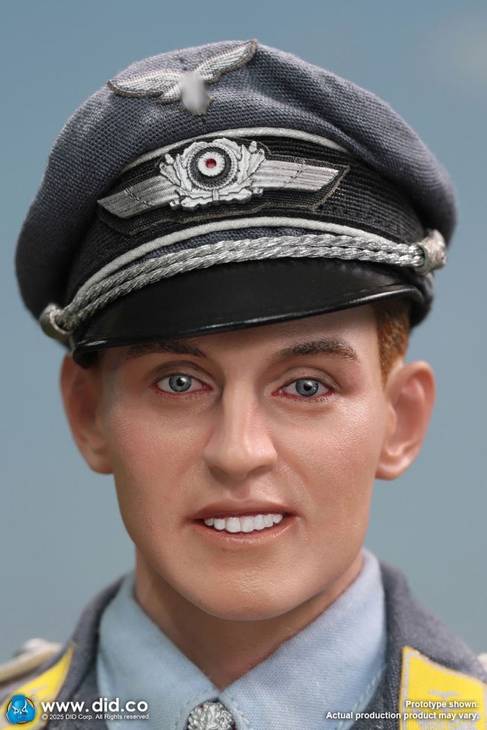 WWII German Ace Pilot Erich Hartmann 1/6