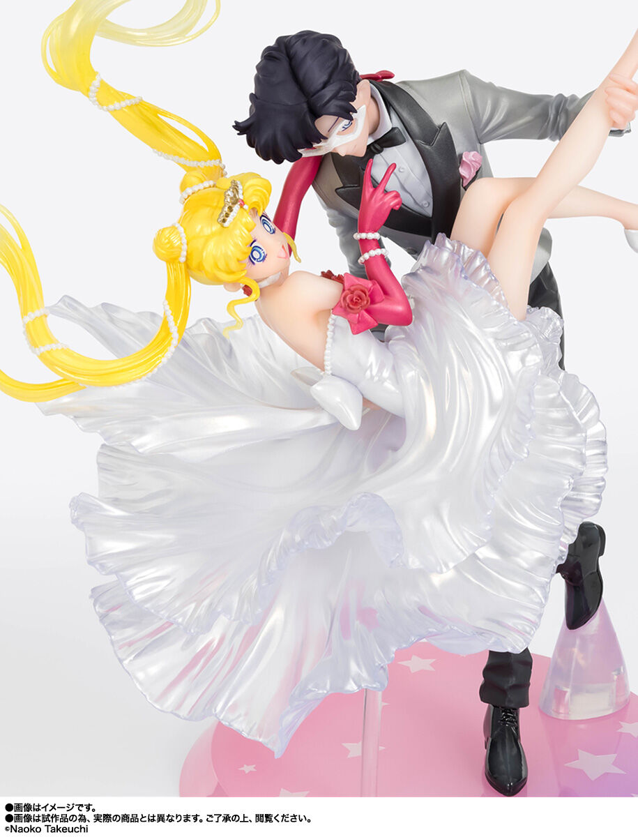 Figuarts ZERO Chouette Sailor Moon: Usagi & Tuxedo Mask -Moonlight Glow Edition