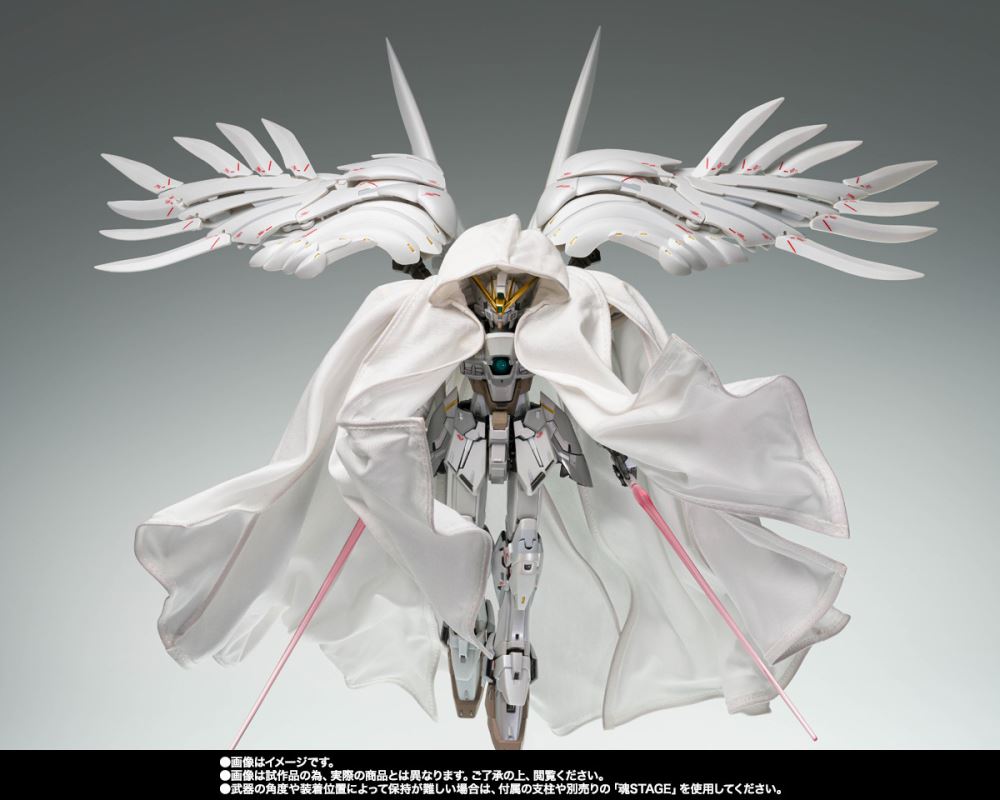 GUNDAM FIX FIGURATION METAL COMPOSITE Wing Gundam Zero Cloaked Custom