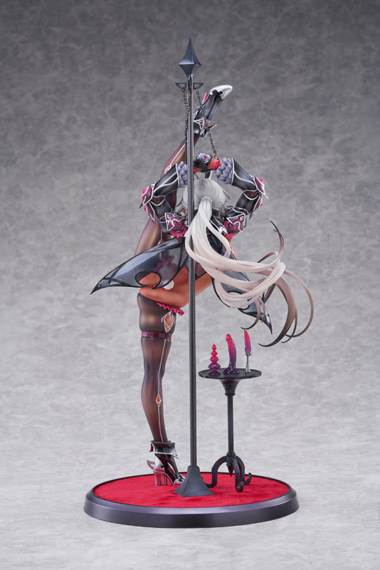 Captive Knight Zephyria Tan Ver. 1/6