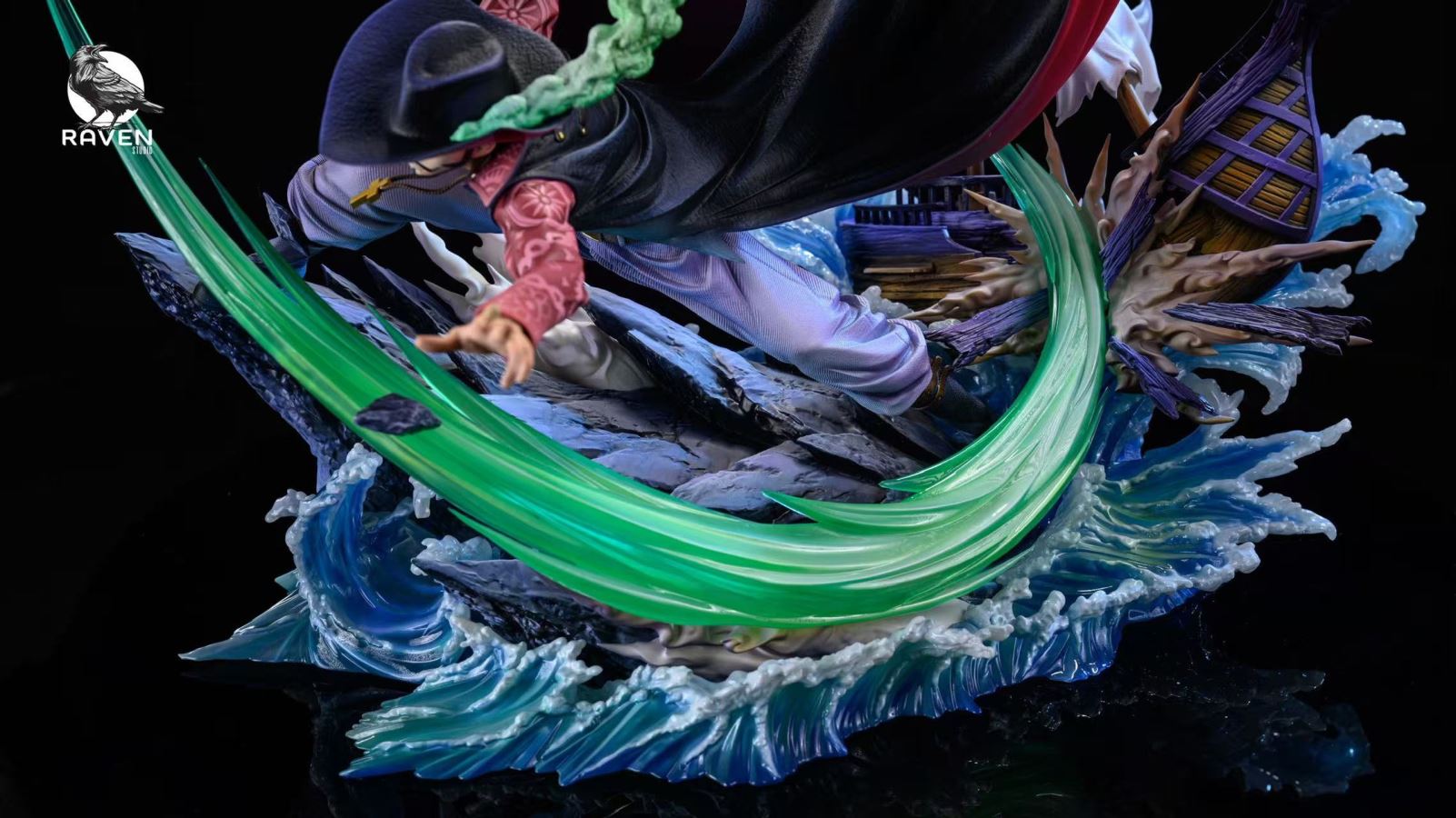 Dracule Mihawk - One Piece