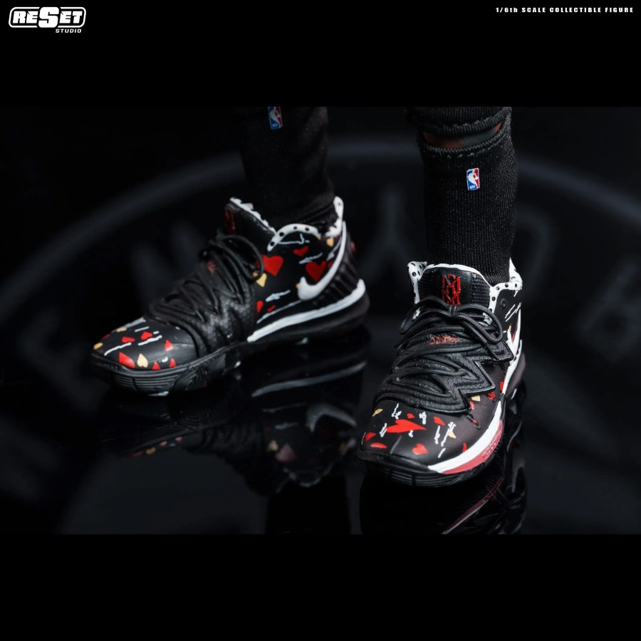 NBA Nets Masked Kyrie Irving 1/6