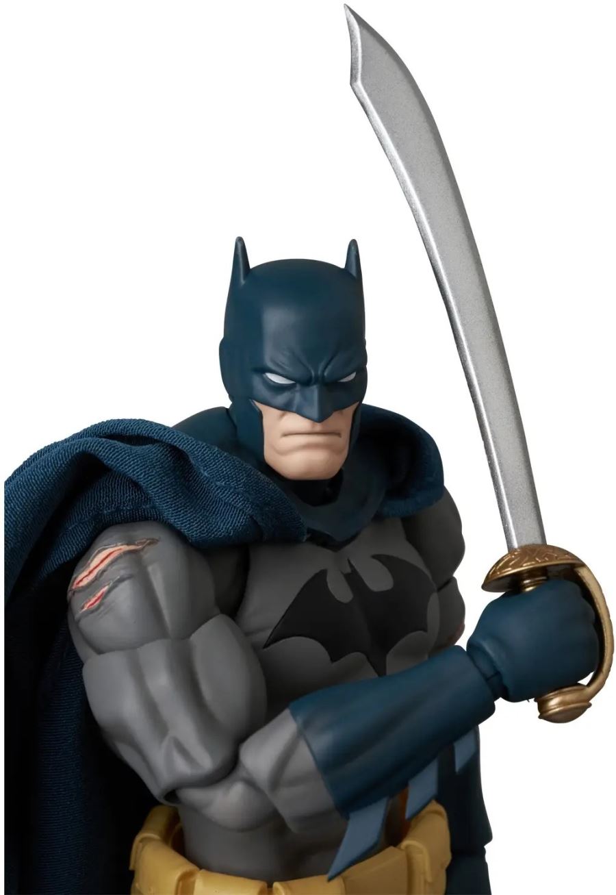 MAFEX No. 295 BATMAN DAMAGE Ver