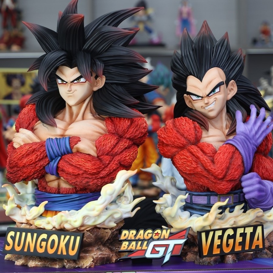 Super Saiyan 4 Goku - Dragon Ball
