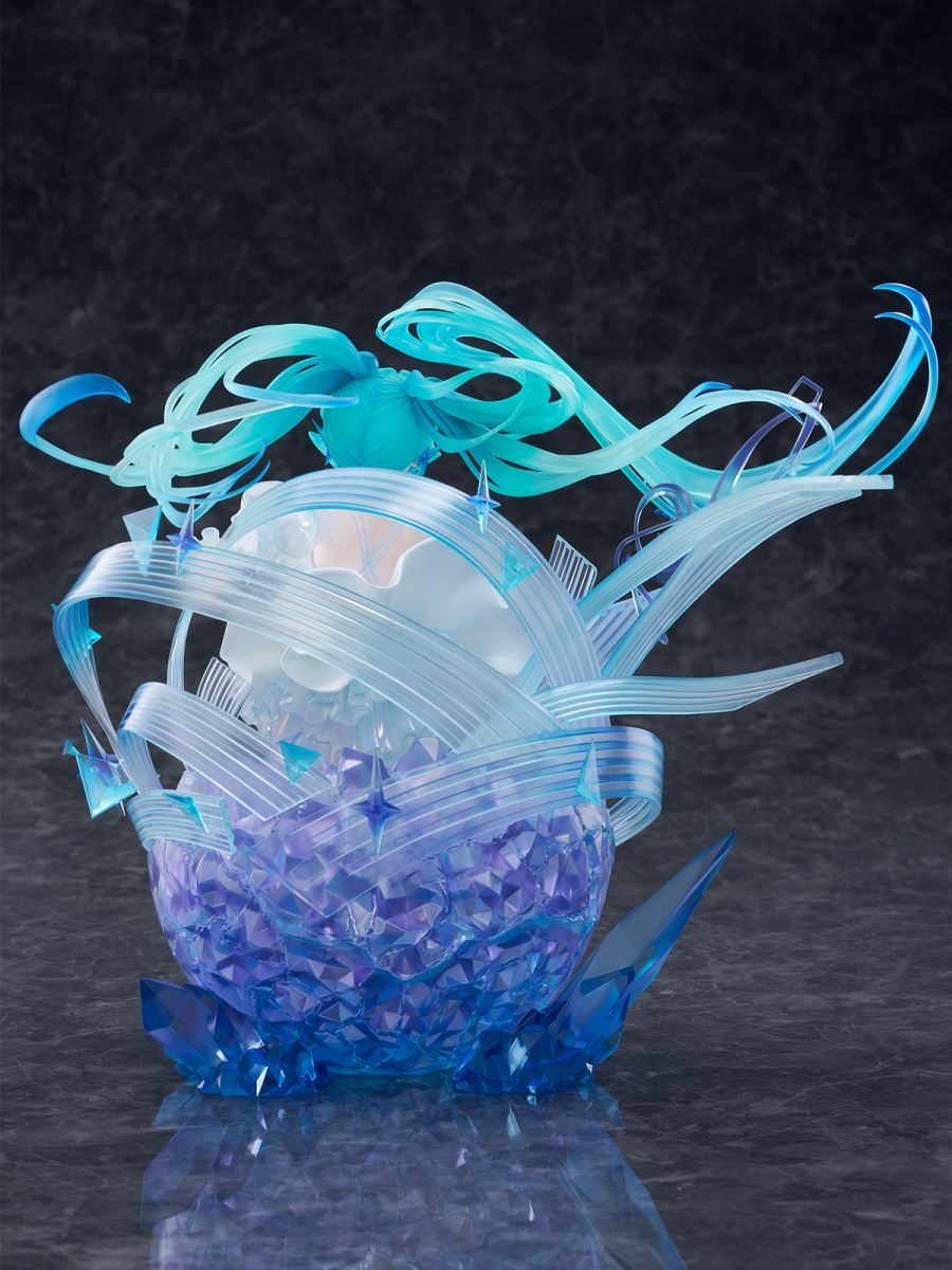 SHIBUYA SCRAMBLE FIGURE Hatsune Miku - Crystal Dress Ver