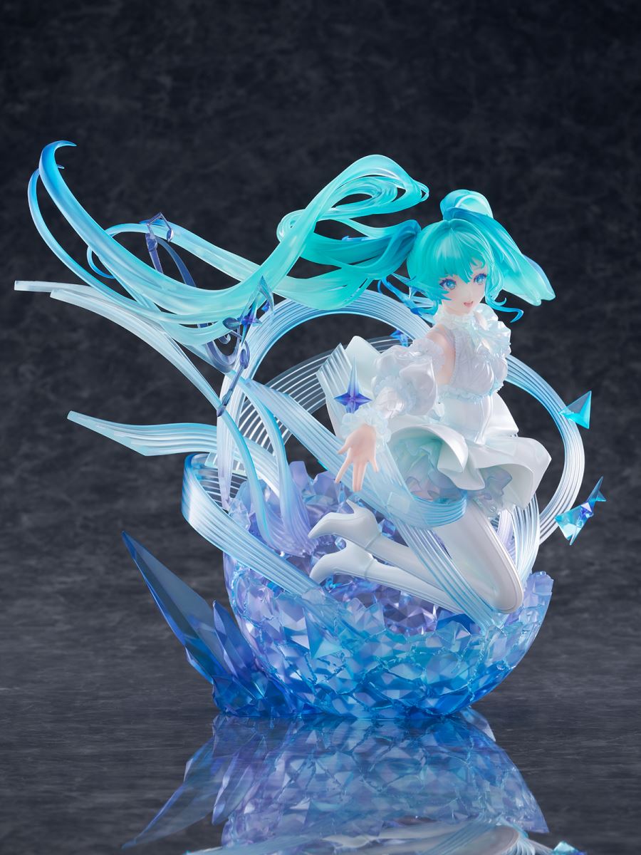 SHIBUYA SCRAMBLE FIGURE Hatsune Miku - Crystal Dress Ver