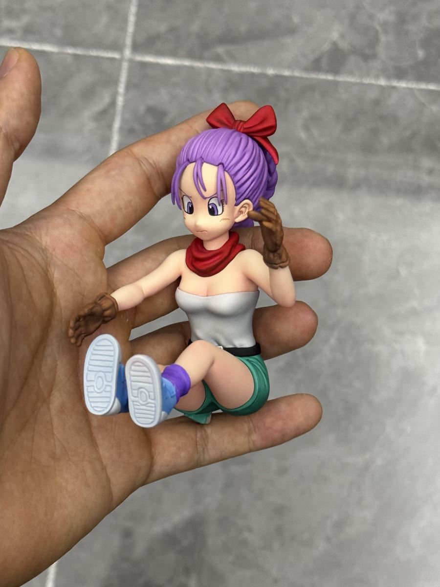 Dragon Ball MEGA Series 01 Son Goku Oolong Fixing the Car