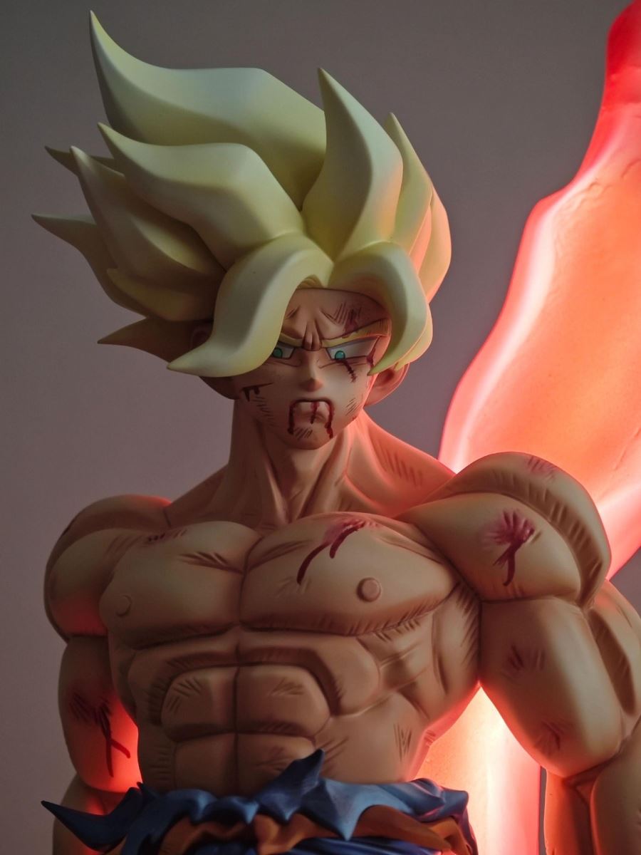 Super Saiyan Goku - Dragon Ball