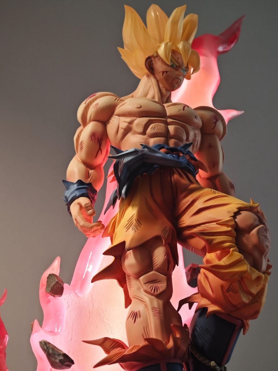 Super Saiyan Goku - Dragon Ball