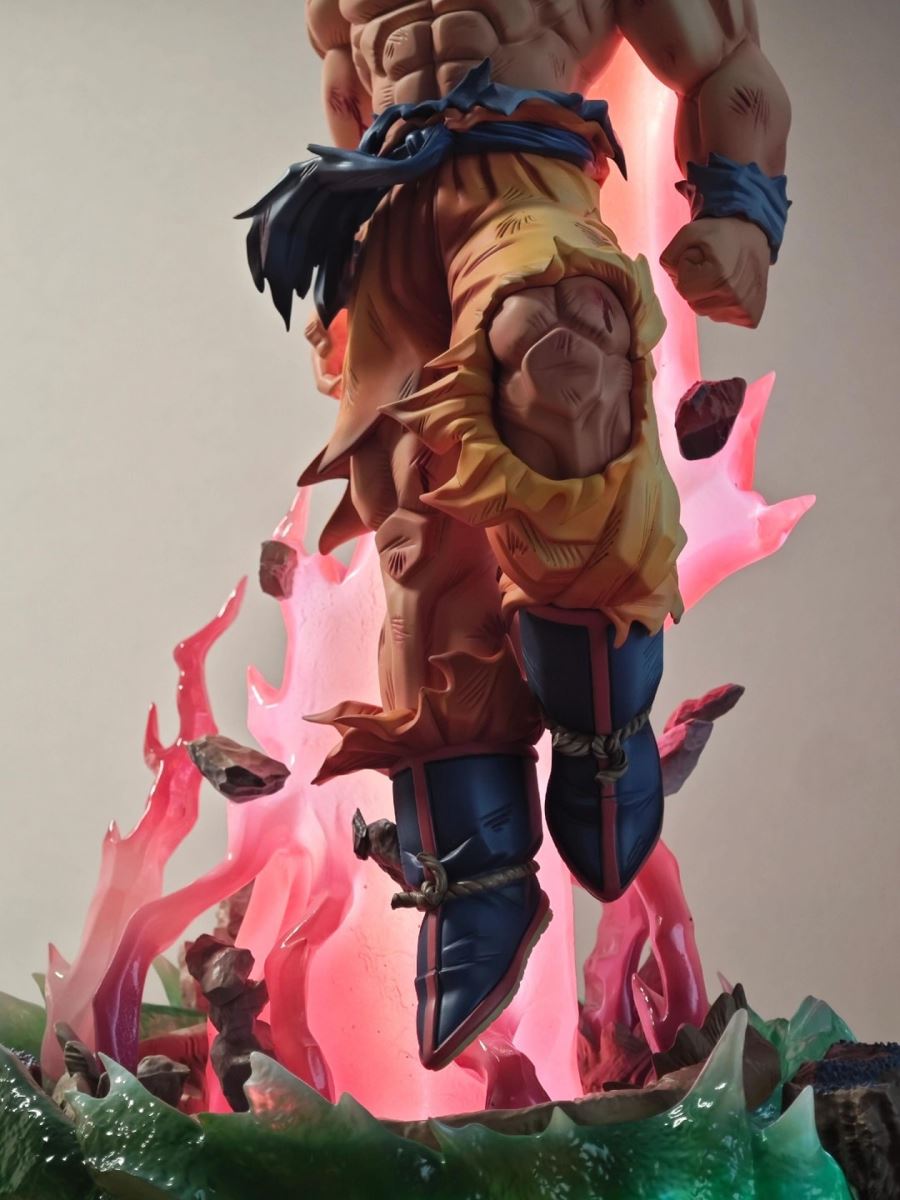 Super Saiyan Goku - Dragon Ball