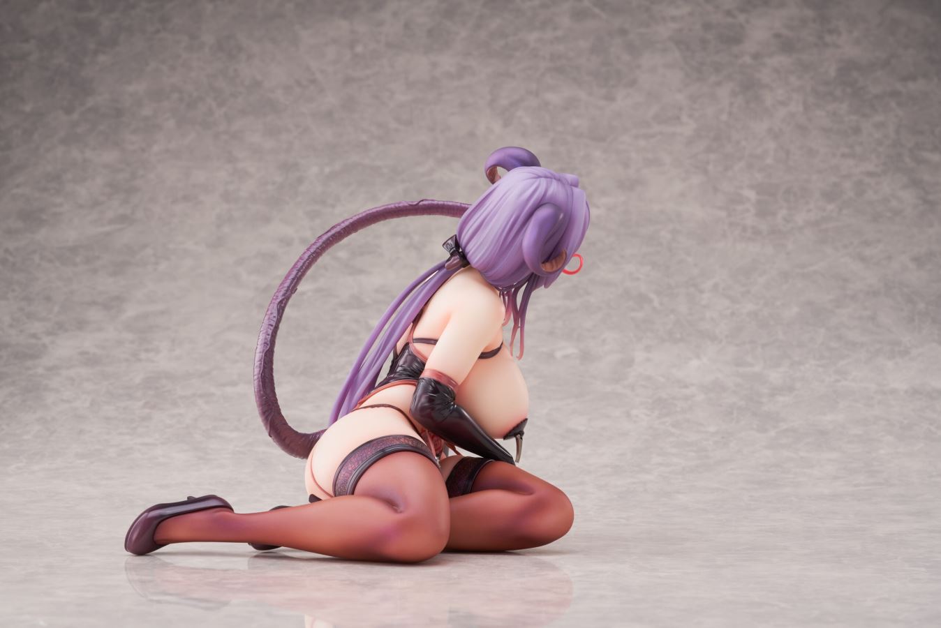 Succubus Homestay Series Sakuma Shiori & Sakuma Shizune & Sakuma Shizuku 1/5