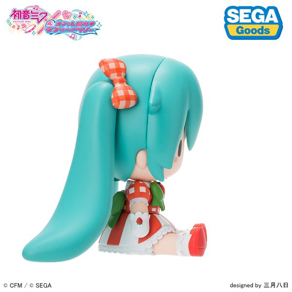 Hatsune Miku x Fashionable Witch Love and Berry Fluffy Deformed Figure Lovely Strawberry