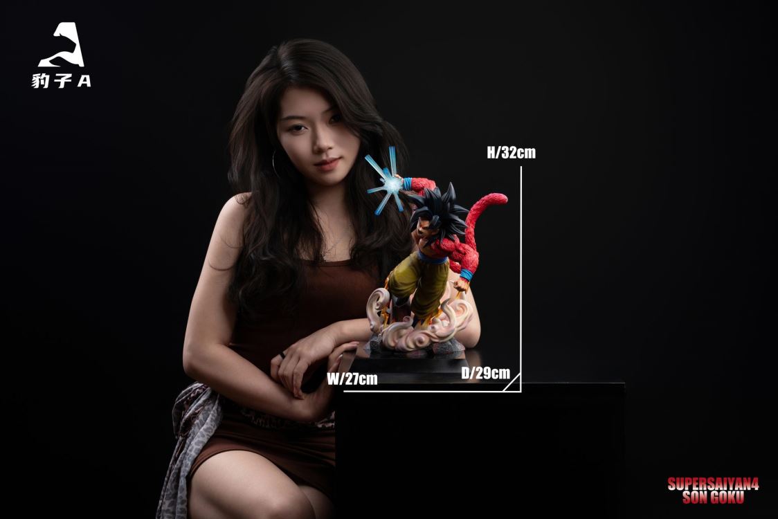 Super Saiyan 4 Son Goku - Dragon Ball