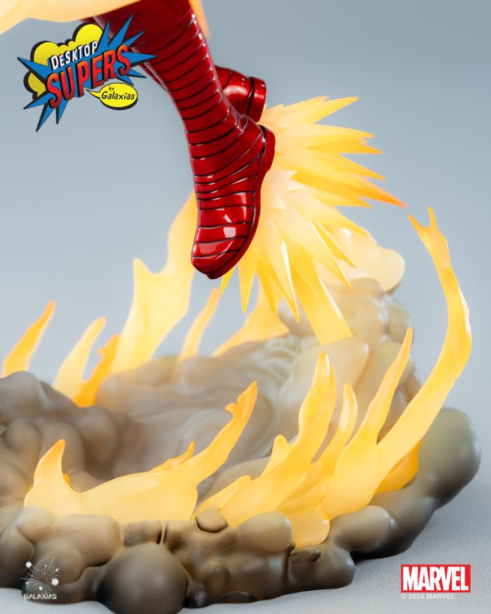 Marvel Desktop Supers Iron Man (Classic Edition & Stealth Edition) 1/8