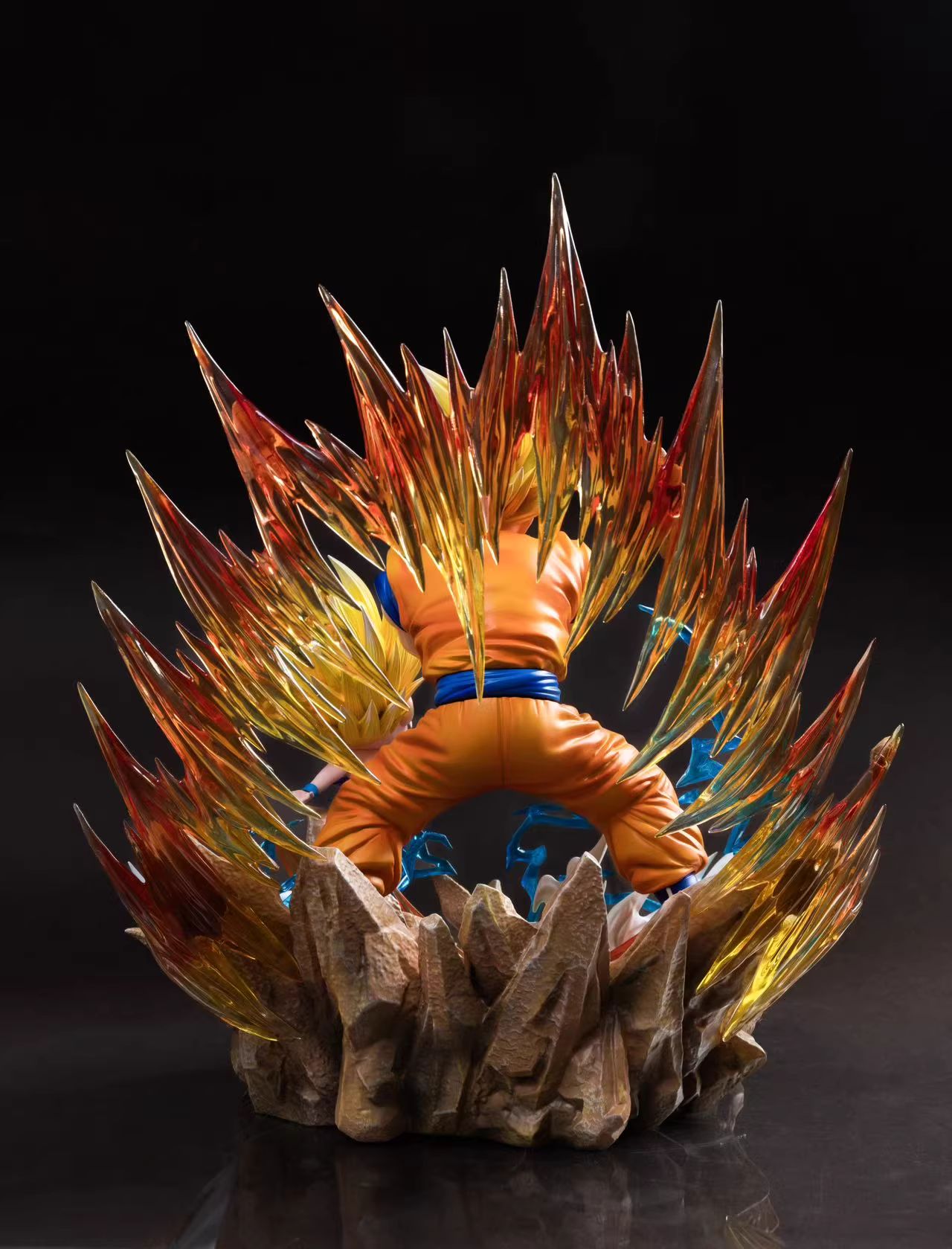 Nohara Shinnosuke COS Son Goku