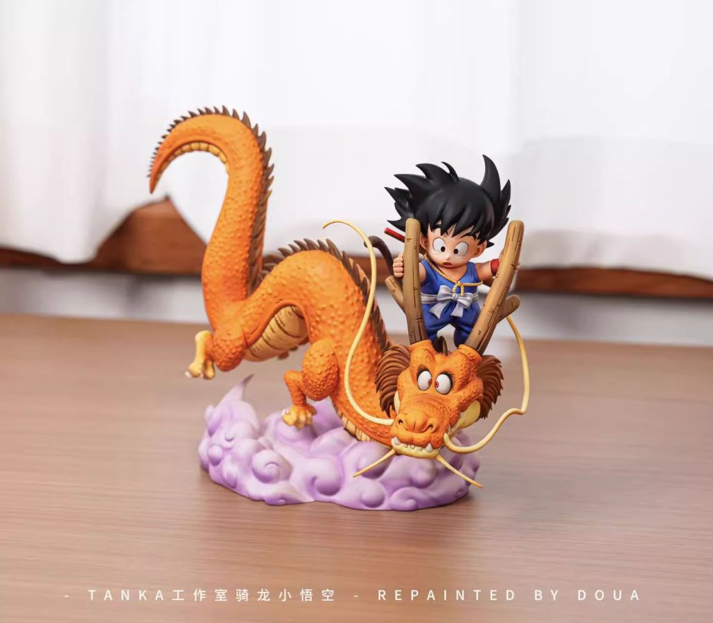 Dragon Riding Son Goku - Dragon Ball