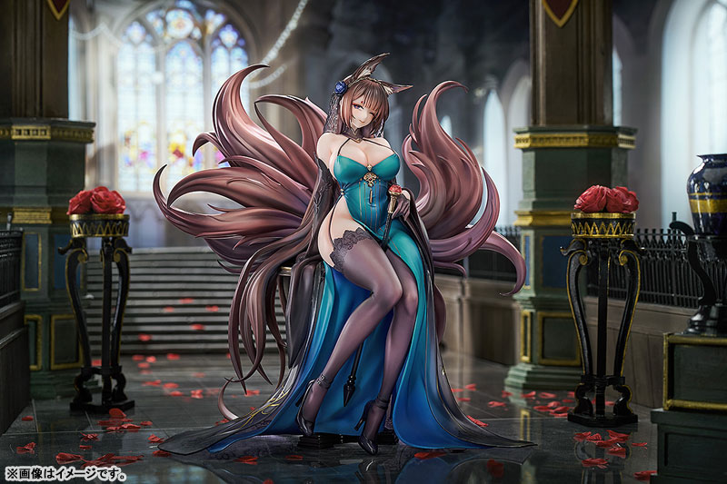Azur Lane Amagi: Throne of Fallen Petals Ver. 1/7