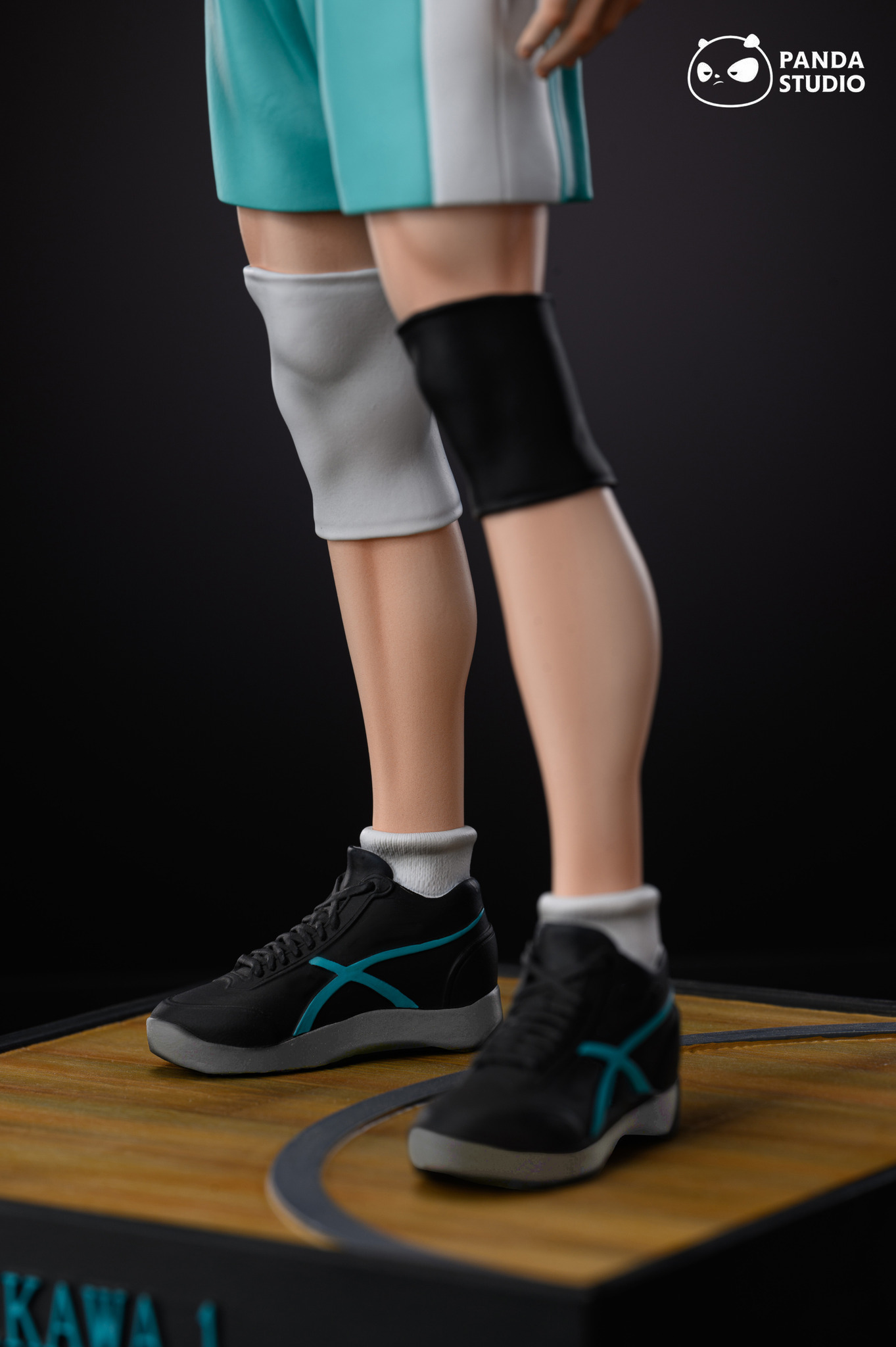 Toru Oikawa - Haikyuu!! 1/6