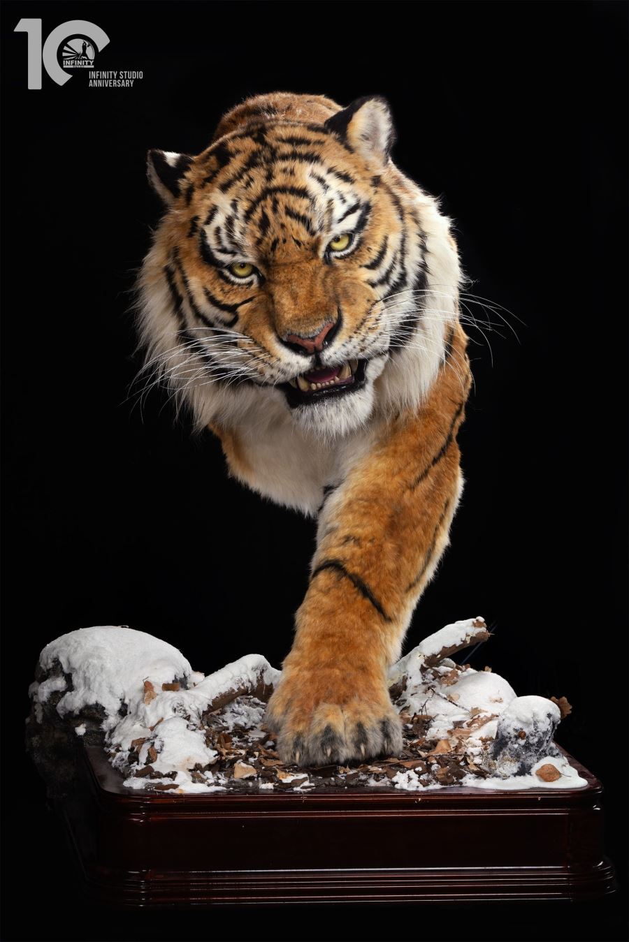 Original 1/1 Museum-grade replica of Siberian tiger