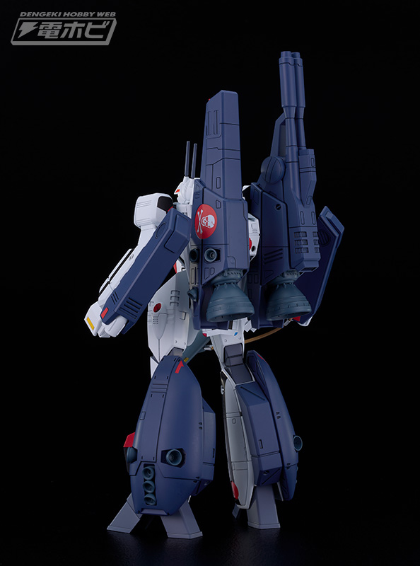PLAMAX PX16 1/72 VF-1S Strike Battroid Valkyrie (Ichijo Hikaru Machine)