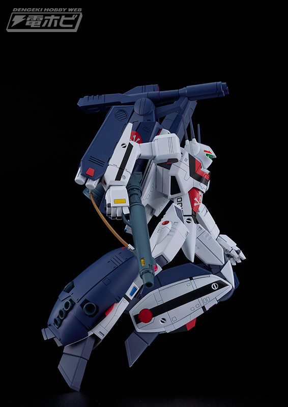 PLAMAX PX16 1/72 VF-1S Strike Battroid Valkyrie (Ichijo Hikaru Machine)