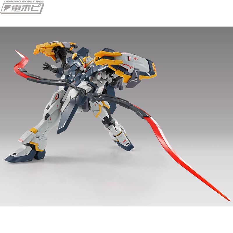 MG 1/100 Gundam Sandrock EW (Armadillo Lizzard equipped)