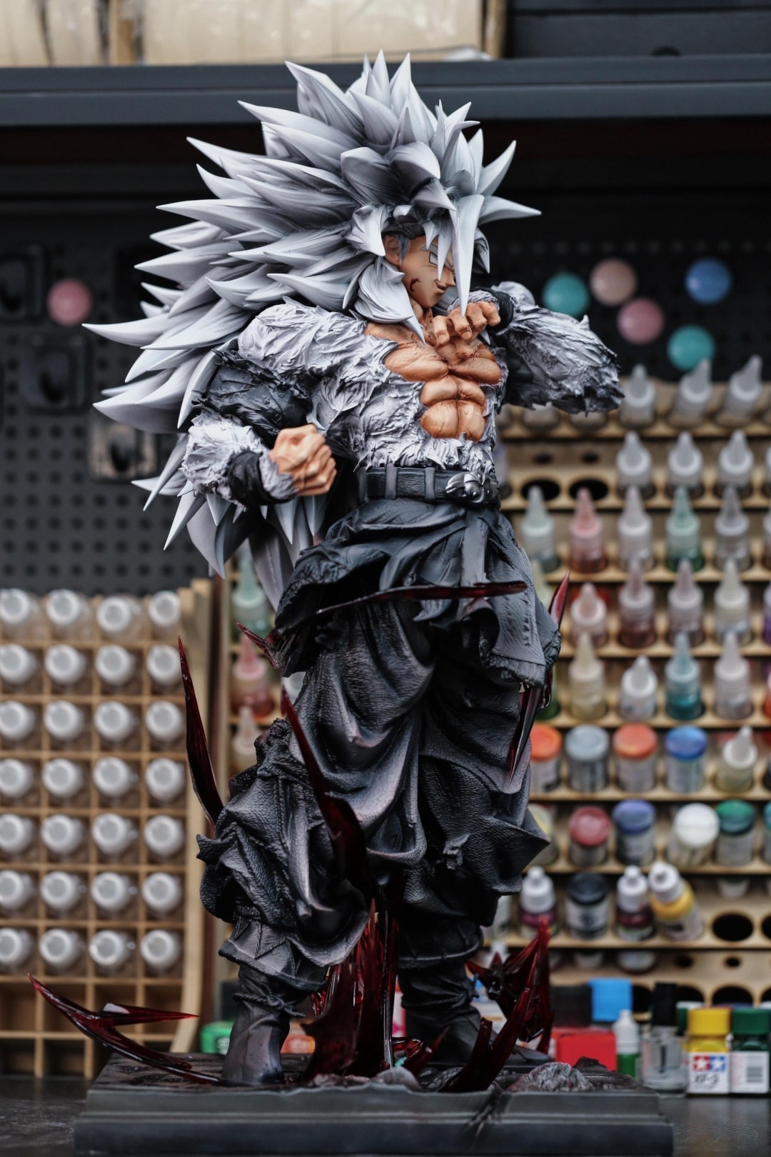 Super Saiyan 4 Goku - Dragon Ball