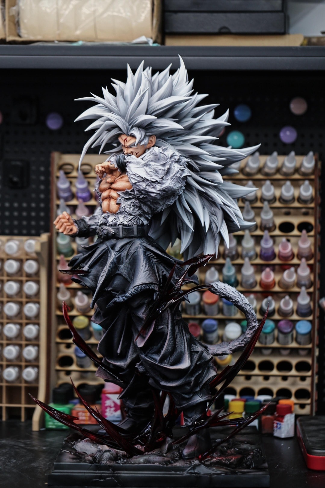 Super Saiyan 4 Goku - Dragon Ball