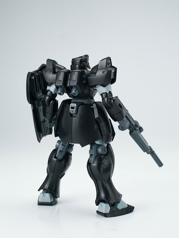 ULTRA ACTION TROOPER Series Zabul 1/144 Scale Plastic Model Kit (Black)