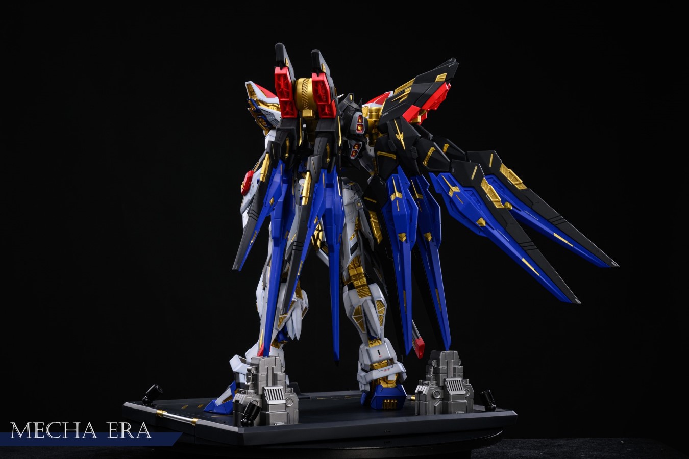 Gundam Strike Freedom Wing of Light 1/48