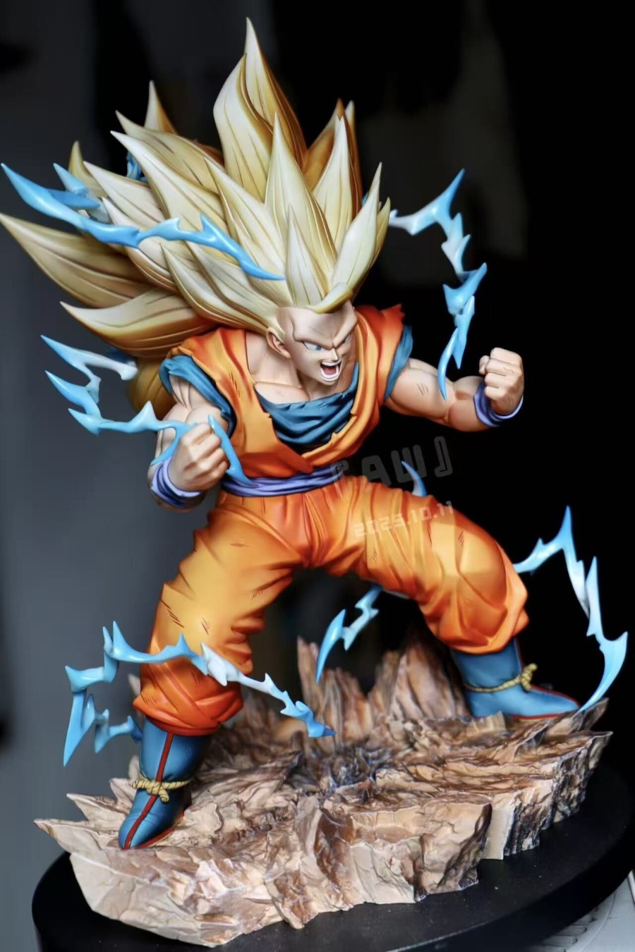 Super Saiyan 3 Goku - Dragon Ball